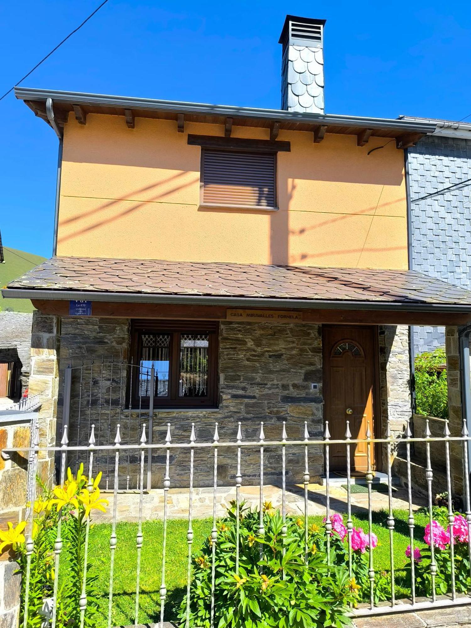 Casa Miravalles Fornela Guimara Dış mekan fotoğraf